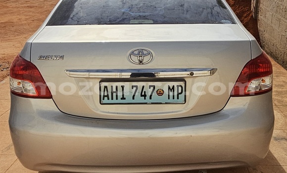 Comprar Usado Toyota Belta Prata Carro em Nampula em Nampula