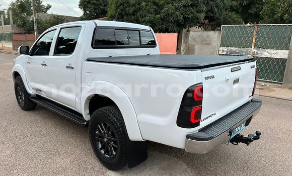 Comprar Usado Toyota Hilux Branco Carro em Maputo em Maputo Comprar Usado Toyota Hilux Branco Carro em Maputo em Maputo