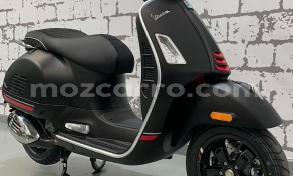 Nunua Ilio tumika Vespa GTS Nyeusi Bike ndani ya Maputo nchini Maputo Nunua Ilio tumika Vespa GTS Nyeusi Bike ndani ya Maputo nchini Maputo