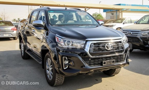 Comprar Importar Toyota Hilux Preto Carro em Import - Dubai em Cabo Delgado Comprar Importar Toyota Hilux Preto Carro em Import - Dubai em Cabo Delgado