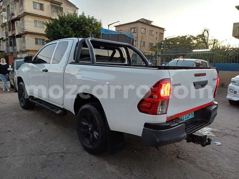 Big with watermark toyota hiluxe revo maputo maputo 25016