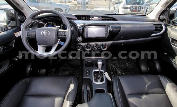Comprar Importar Toyota Hilux Preto Carro em Import - Dubai em Cabo Delgado Comprar Importar Toyota Hilux Preto Carro em Import - Dubai em Cabo Delgado