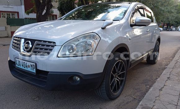 Buy Used Nissan 370Z Silver Car in Maputo in Maputo Buy Used Nissan 370Z Silver Car in Maputo in Maputo