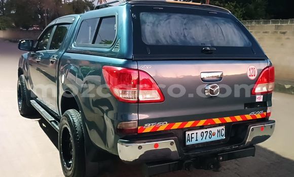 Comprar Usado Mazda BT-50 Azul Carro em Maputo em Maputo Comprar Usado Mazda BT-50 Azul Carro em Maputo em Maputo