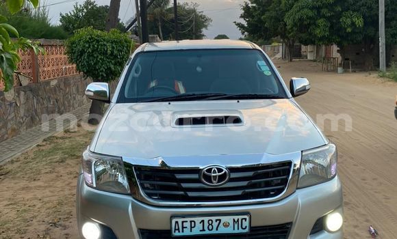 Comprar Usado Toyota Hilux Prata Carro em Maputo em Maputo Comprar Usado Toyota Hilux Prata Carro em Maputo em Maputo