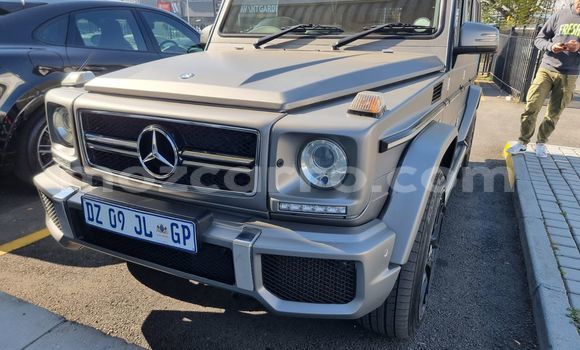 Nunua Ilio tumika Mercedes‒Benz G-klasse Brown Gari ndani ya Maputo nchini Maputo Nunua Ilio tumika Mercedes‒Benz G-klasse Brown Gari ndani ya Maputo nchini Maputo