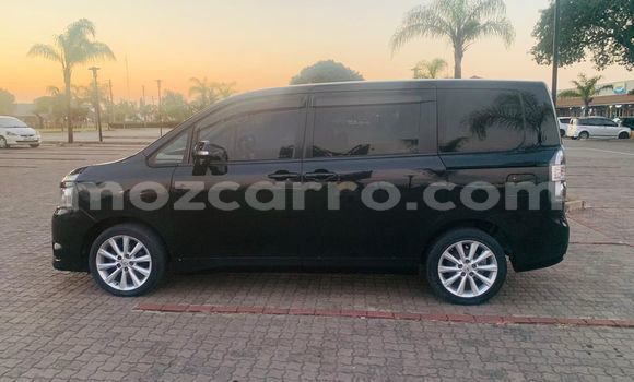 Buy Used Toyota Noah Silver Car in Maputo in Maputo Buy Used Toyota Noah Silver Car in Maputo in Maputo