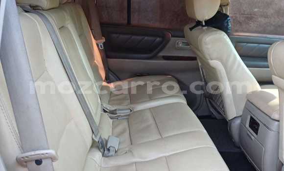 Comprar Usado Toyota Land Cruiser Branco Carro em Maputo em Maputo Comprar Usado Toyota Land Cruiser Branco Carro em Maputo em Maputo