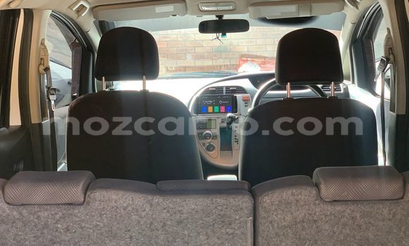Comprar Usado Toyota Ractis Branco Carro em Maputo em Maputo Comprar Usado Toyota Ractis Branco Carro em Maputo em Maputo