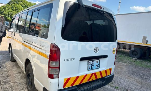 Comprar Usado Toyota Hiace Branco Carro em Maputo em Maputo Comprar Usado Toyota Hiace Branco Carro em Maputo em Maputo