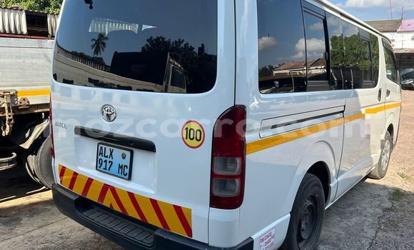 Comprar Usado Toyota Hiace Branco Carro em Maputo em Maputo Comprar Usado Toyota Hiace Branco Carro em Maputo em Maputo