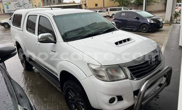 Tenga Tsaru Toyota Hilux Chena Mota in Maputo in Maputo Tenga Tsaru Toyota Hilux Chena Mota in Maputo in Maputo