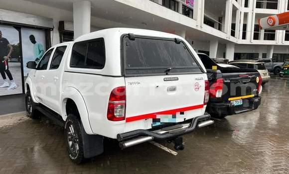 Tenga Tsaru Toyota Hilux Chena Mota in Maputo in Maputo Tenga Tsaru Toyota Hilux Chena Mota in Maputo in Maputo