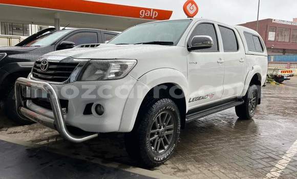 Tenga Tsaru Toyota Hilux Chena Mota in Maputo in Maputo Tenga Tsaru Toyota Hilux Chena Mota in Maputo in Maputo