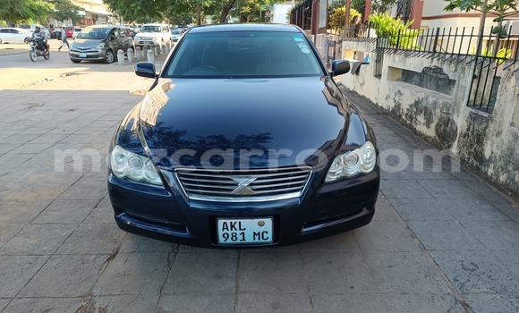 Comprar Usado Toyota Mark X Azul Carro em Maputo em Maputo