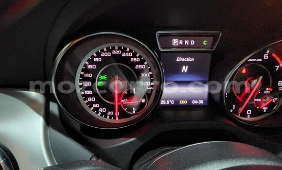 Comprar Usado Mercedes-Benz C-Classe Preto Carro em Maputo em Maputo Comprar Usado Mercedes-Benz C-Classe Preto Carro em Maputo em Maputo