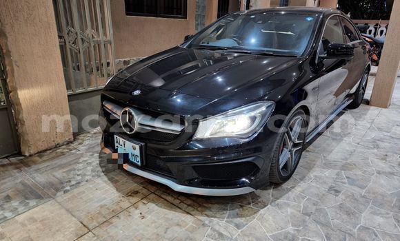 Comprar Usado Mercedes-Benz C-Classe Preto Carro em Maputo em Maputo Comprar Usado Mercedes-Benz C-Classe Preto Carro em Maputo em Maputo
