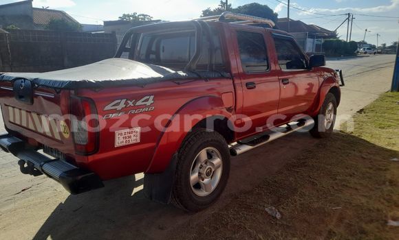Tenga Tsaru Nissan Hardbody Tsvuku Mota in Maputo in Maputo Tenga Tsaru Nissan Hardbody Tsvuku Mota in Maputo in Maputo