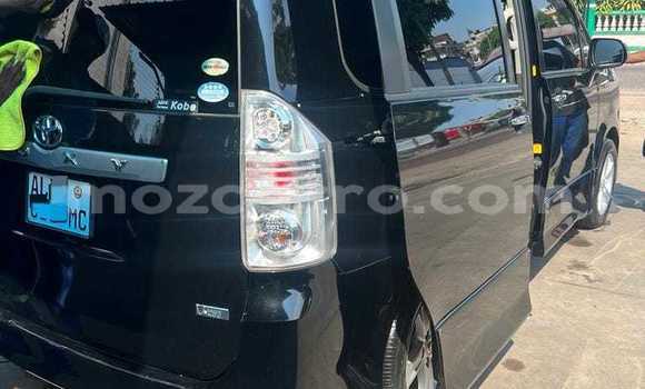 Nunua Ilio tumika Toyota Noah Nyeusi Gari ndani ya Maputo nchini Maputo Nunua Ilio tumika Toyota Noah Nyeusi Gari ndani ya Maputo nchini Maputo