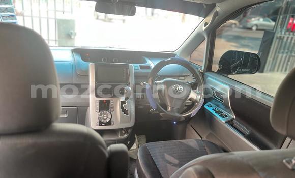 Nunua Ilio tumika Toyota Noah Nyeusi Gari ndani ya Maputo nchini Maputo Nunua Ilio tumika Toyota Noah Nyeusi Gari ndani ya Maputo nchini Maputo