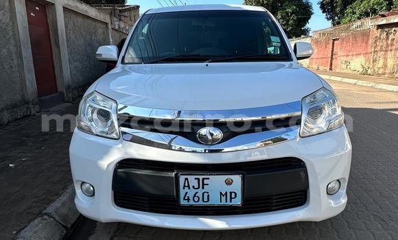Nunua Ilio tumika Toyota Sienta Nyeupe Gari ndani ya Maputo nchini Maputo Nunua Ilio tumika Toyota Sienta Nyeupe Gari ndani ya Maputo nchini Maputo