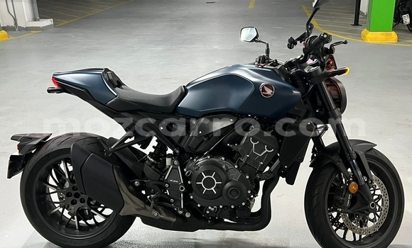 Comprar Usado Honda CB Bege Moto em Maputo em Maputo