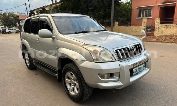 Nunua Ilio tumika Toyota Land Cruiser Prado Fedha Gari ndani ya Maputo nchini Maputo