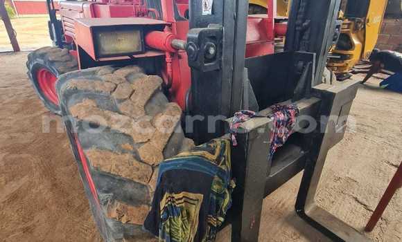 Buy Used AM General HMMWV (Humvee) Other Car in Maputo in Maputo Buy Used AM General HMMWV (Humvee) Other Car in Maputo in Maputo