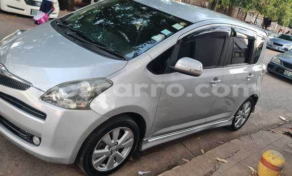 Nunua Ilio tumika Toyota Ractis Fedha Gari ndani ya Maputo nchini Maputo Nunua Ilio tumika Toyota Ractis Fedha Gari ndani ya Maputo nchini Maputo