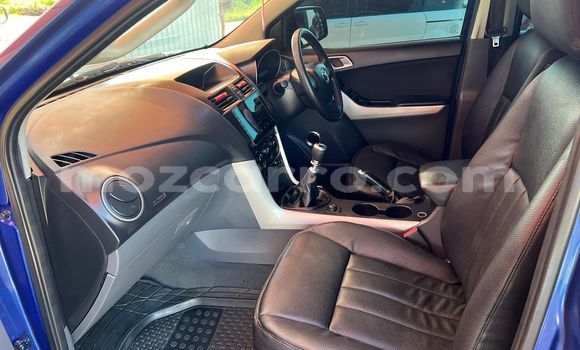 Buy Used Mazda BT-50 Blue Car in Maputo in Maputo Buy Used Mazda BT-50 Blue Car in Maputo in Maputo