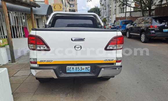Tenga Tsaru Mazda BT-50 Chena Mota in Maputo in Maputo Tenga Tsaru Mazda BT-50 Chena Mota in Maputo in Maputo