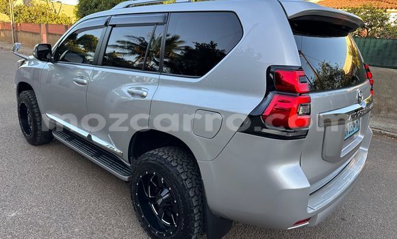 Nunua Ilio tumika Toyota Land Cruiser Prado Nyingine Gari ndani ya Maputo nchini Maputo Nunua Ilio tumika Toyota Land Cruiser Prado Nyingine Gari ndani ya Maputo nchini Maputo