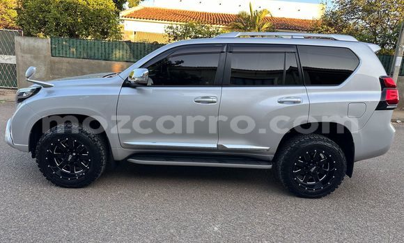 Nunua Ilio tumika Toyota Land Cruiser Prado Nyingine Gari ndani ya Maputo nchini Maputo Nunua Ilio tumika Toyota Land Cruiser Prado Nyingine Gari ndani ya Maputo nchini Maputo