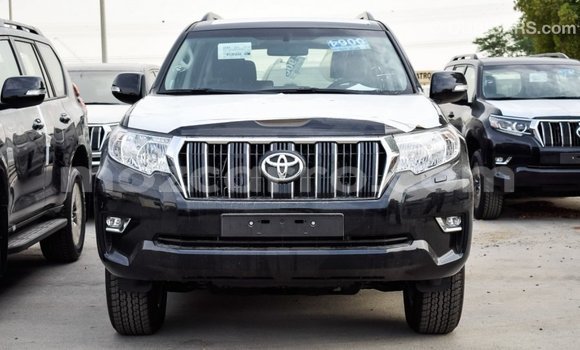 Nunua Imported Toyota Prado Nyeusi Gari ndani ya Import - Dubai nchini Cabo Delgado Nunua Imported Toyota Prado Nyeusi Gari ndani ya Import - Dubai nchini Cabo Delgado