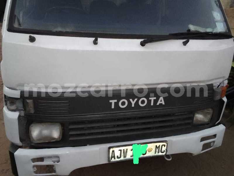 Big with watermark toyota hiace maputo maputo 25177