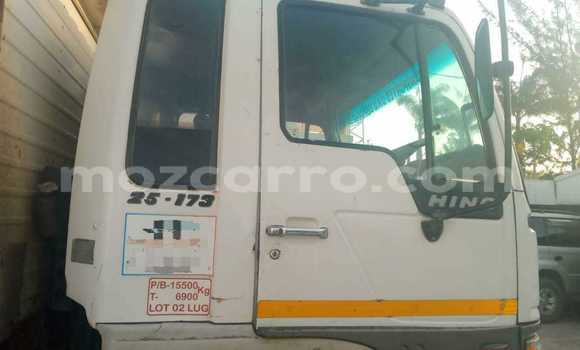 Buy Used Hino 300 Series White Truck in Maputo in Maputo Buy Used Hino 300 Series White Truck in Maputo in Maputo