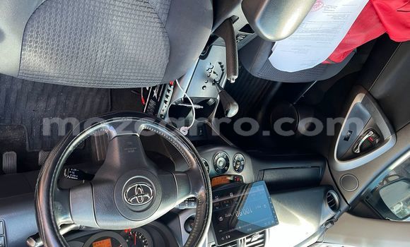 Buy Used Toyota Vanguard Silver Car in Maputo in Maputo Buy Used Toyota Vanguard Silver Car in Maputo in Maputo