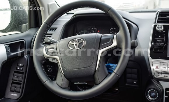 Nunua Imported Toyota Prado Nyeusi Gari ndani ya Import - Dubai nchini Cabo Delgado Nunua Imported Toyota Prado Nyeusi Gari ndani ya Import - Dubai nchini Cabo Delgado