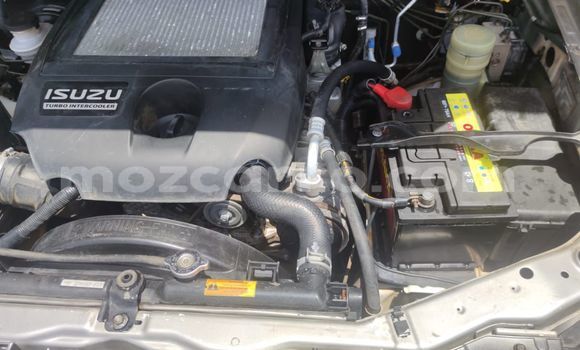 Nunua Ilio tumika Isuzu KB Nyingine Gari ndani ya Maputo nchini Maputo Nunua Ilio tumika Isuzu KB Nyingine Gari ndani ya Maputo nchini Maputo