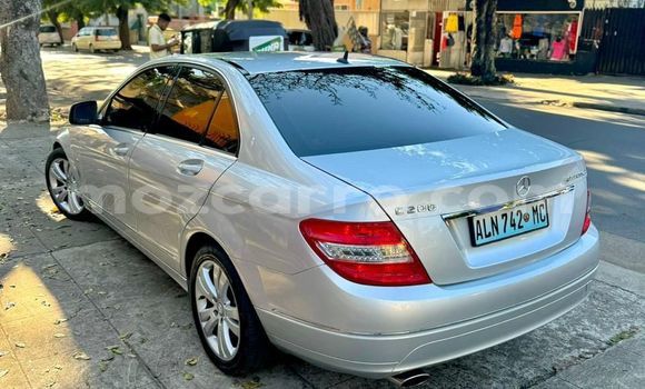 Comprar Novo Mercedes‒Benz C-Class Prata Carro em Maputo em Maputo Comprar Novo Mercedes‒Benz C-Class Prata Carro em Maputo em Maputo