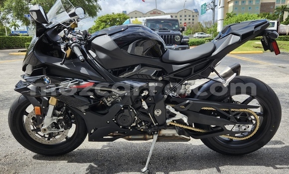 Buy Used BMW S 1000 Black Bike in Maputo in Maputo