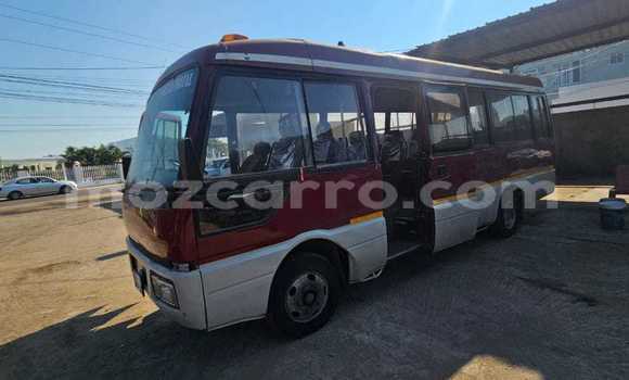 Nunua Ilio tumika Mitsubishi Toppo Nyekundu Gari ndani ya Maputo nchini Maputo