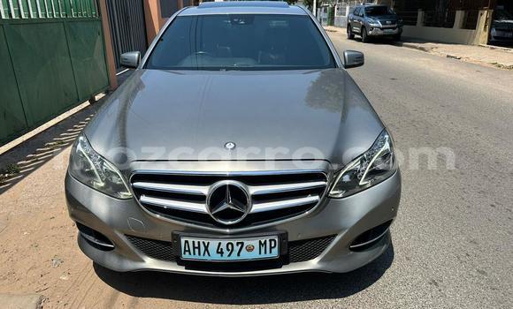 Nunua Ilio tumika Mercedes-Benz E-Classe Nyingine Gari ndani ya Maputo nchini Maputo Nunua Ilio tumika Mercedes-Benz E-Classe Nyingine Gari ndani ya Maputo nchini Maputo