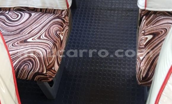 Tenga Tsaru Toyota Coaster Chena Mota in Maputo in Maputo Tenga Tsaru Toyota Coaster Chena Mota in Maputo in Maputo