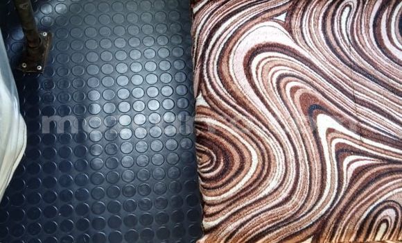 Tenga Tsaru Toyota Coaster Chena Mota in Maputo in Maputo Tenga Tsaru Toyota Coaster Chena Mota in Maputo in Maputo