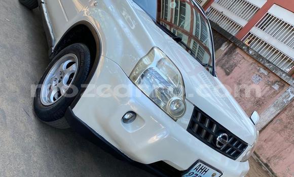 Buy Used Nissan X-Trail White Car in Maputo in Maputo Buy Used Nissan X-Trail White Car in Maputo in Maputo