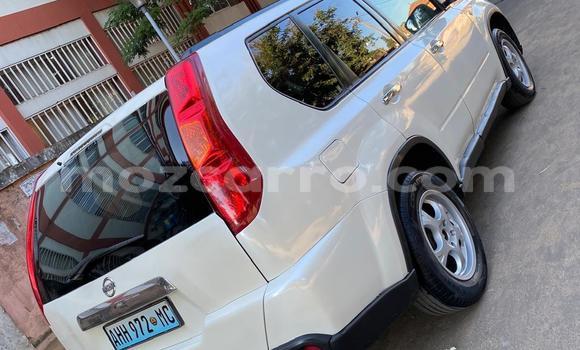 Buy Used Nissan X-Trail White Car in Maputo in Maputo Buy Used Nissan X-Trail White Car in Maputo in Maputo