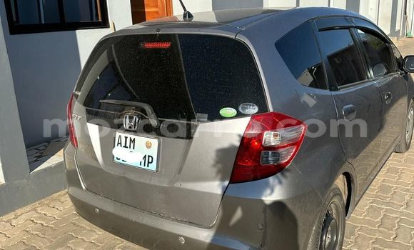 Comprar Usado Honda Fit Prata Carro em Maputo em Maputo Comprar Usado Honda Fit Prata Carro em Maputo em Maputo