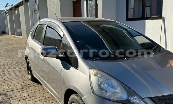 Comprar Usado Honda Fit Prata Carro em Maputo em Maputo Comprar Usado Honda Fit Prata Carro em Maputo em Maputo