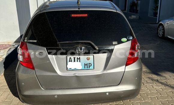 Comprar Usado Honda Fit Prata Carro em Maputo em Maputo Comprar Usado Honda Fit Prata Carro em Maputo em Maputo